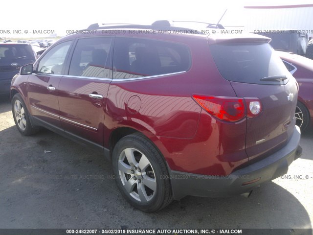 1GNKRLED0CJ340461 - 2012 CHEVROLET TRAVERSE LTZ RED photo 3