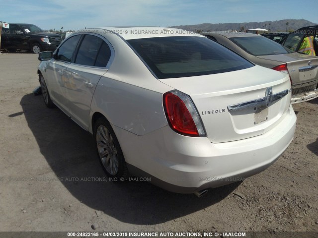 1LNHM93R59G615407 - 2009 LINCOLN MKS WHITE photo 3