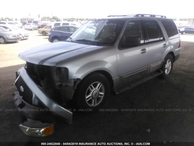 1FMPU15566LA29308 - 2006 FORD EXPEDITION XLT GRAY photo 2