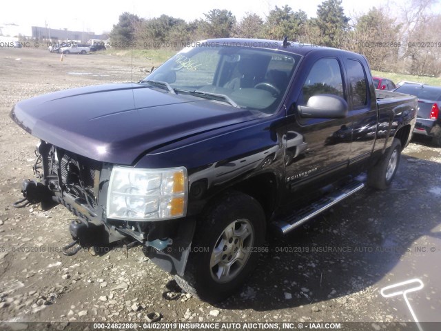 2GCEK29J091132586 - 2009 CHEVROLET SILVERADO K1500 LT PURPLE photo 2