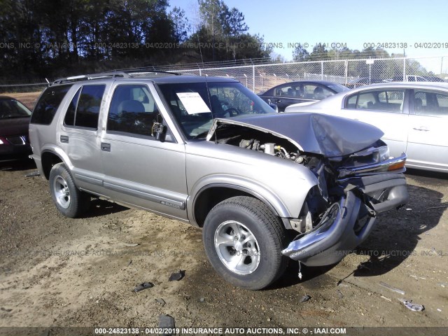 1GNCS13W212130727 - 2001 CHEVROLET BLAZER SILVER photo 1