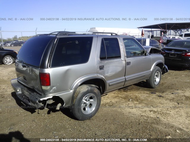 1GNCS13W212130727 - 2001 CHEVROLET BLAZER SILVER photo 4