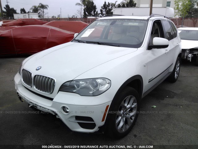5UXZV4C53D0B11169 - 2013 BMW X5 XDRIVE35I أبيض صورة 2