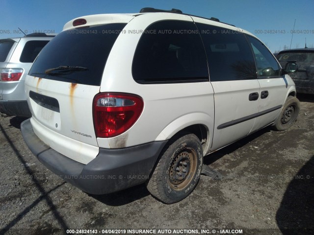 1C4GJ25382B688461 - 2002 CHRYSLER VOYAGER WHITE photo 4