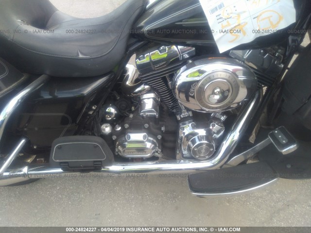 1HD1FC4138Y678258 - 2008 HARLEY-DAVIDSON FLHTCUI BLACK photo 8