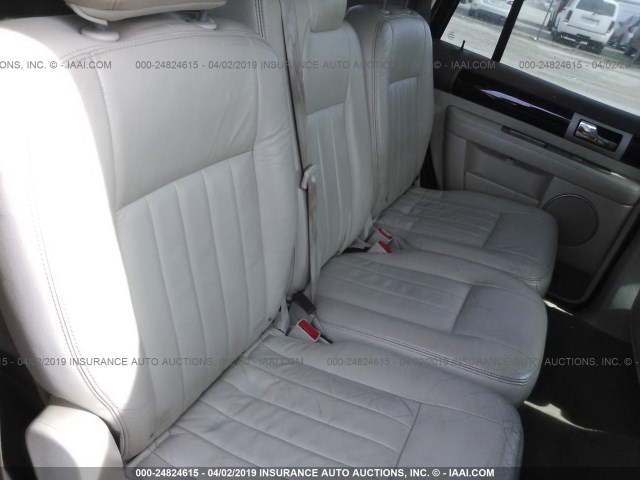 5LMFU27R24LJ39400 - 2004 LINCOLN NAVIGATOR 白色 照片 8