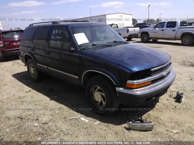 1GNDT13W9W2293111 - 1998 CHEVROLET BLAZER BLUE photo 1