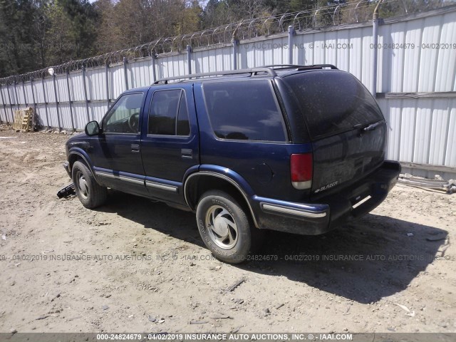 1GNDT13W9W2293111 - 1998 CHEVROLET BLAZER BLUE photo 3