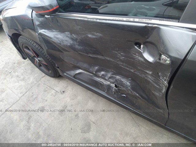 4T1BF1FK2EU377107 - 2014 TOYOTA CAMRY L/SE/LE/XLE GRAY photo 6