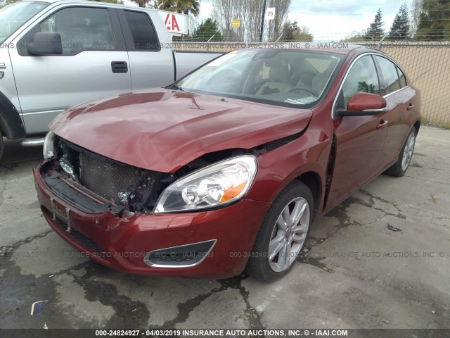 YV1622FS4C2077028 - 2012 VOLVO S60 T5 RED photo 2