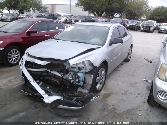 1G1ZB5E00CF216061 - 2012 CHEVROLET MALIBU LS ვერცხლისფერი ფოტო 2