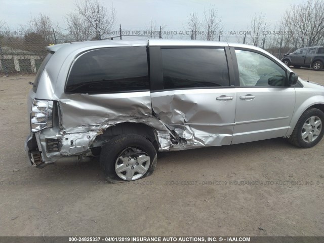 2D4RN4DG3BR603382 - 2011 DODGE GRAND CARAVAN EXPRESS SILVER photo 6