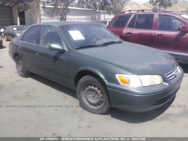 JT2BG22K410569118 - 2001 TOYOTA CAMRY CE/LE/XLE GREEN photo 1