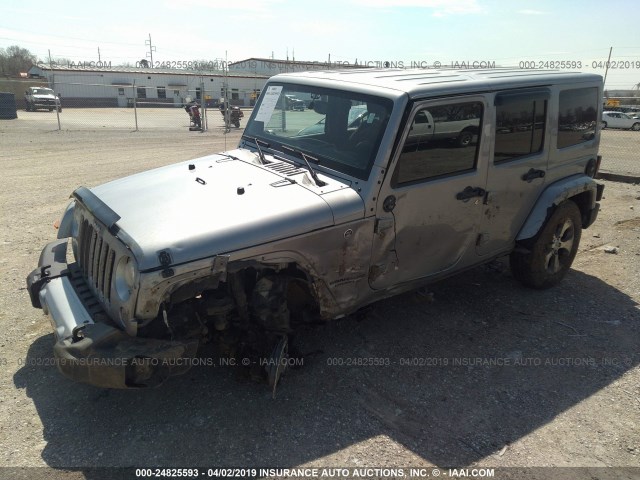 1C4BJWEG8GL346059 - 2016 JEEP WRANGLER UNLIMITE SAHARA GRAY photo 2