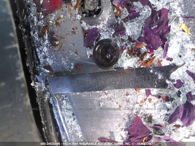 JT2BF28K310300988 - 2001 TOYOTA CAMRY LE/XLE BLUE photo 9