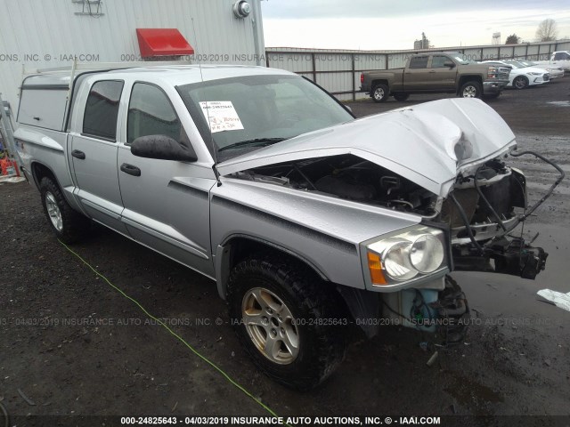 1D7HW48NX6S671624 - 2006 DODGE DAKOTA QUAD SLT SILVER photo 1