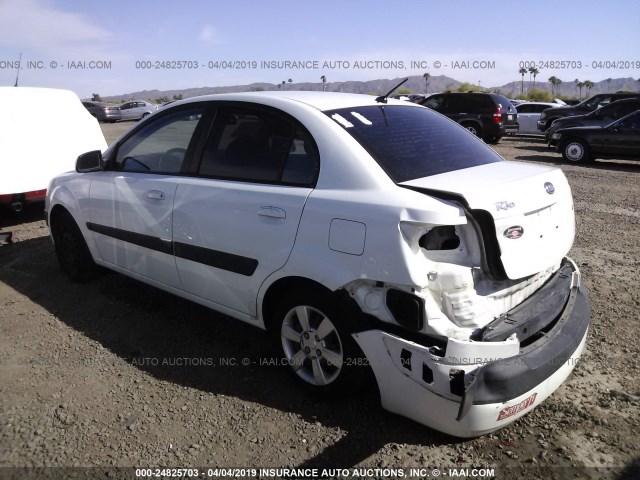 KNADE123X76230973 - 2007 KIA RIO LX/SX WHITE photo 3