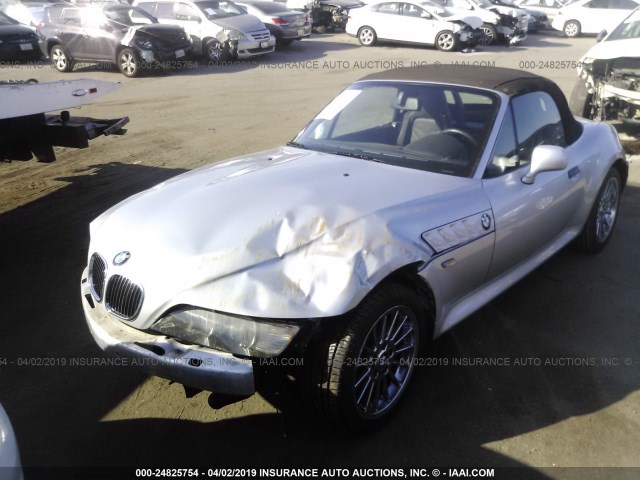 4USCN53492LL50989 - 2002 BMW Z3 3.0 SILVER photo 2