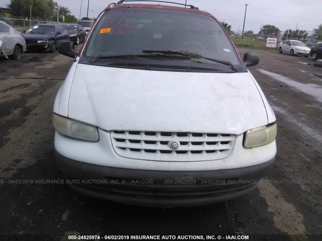 1C4GJ44G0YB662087 - 2000 CHRYSLER GRAND VOYAGER SE WHITE photo 6