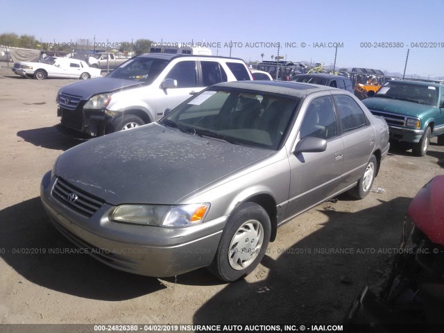 JT2BG22K0W0240715 - 1998 TOYOTA CAMRY CE/LE/XLE GRAY photo 2