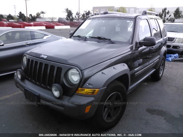 1J4GK38K36W221303 - 2006 JEEP LIBERTY RENEGADE GRAY photo 2