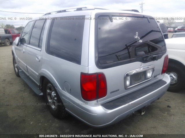 5LMFU28A1YLJ25406 - 2000 LINCOLN NAVIGATOR 银色 照片 3
