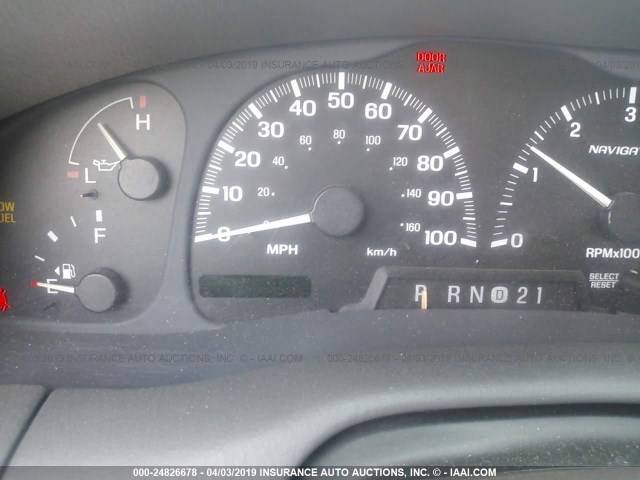 5LMFU28A1YLJ25406 - 2000 LINCOLN NAVIGATOR 银色 照片 7