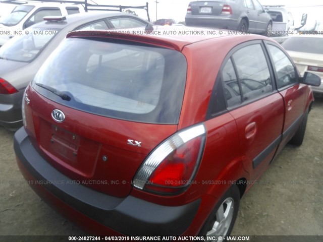 KNADE163766059401 - 2006 KIA RIO 5 ORANGE photo 4