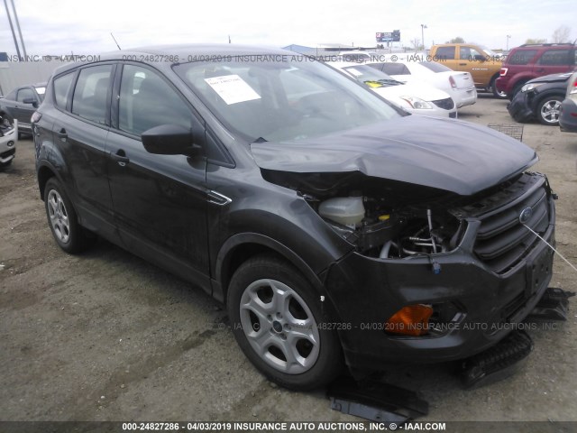 1FMCU0F76JUA55368 - 2018 FORD ESCAPE S GRAY photo 1