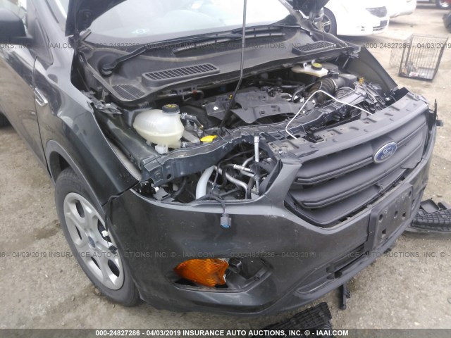 1FMCU0F76JUA55368 - 2018 FORD ESCAPE S GRAY photo 6