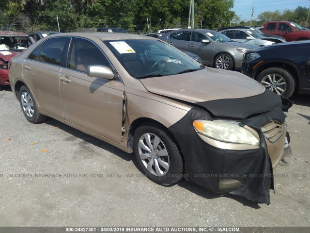 4T1BF3EK7AU046319 - 2010 TOYOTA CAMRY SE/LE/XLE GOLD photo 1