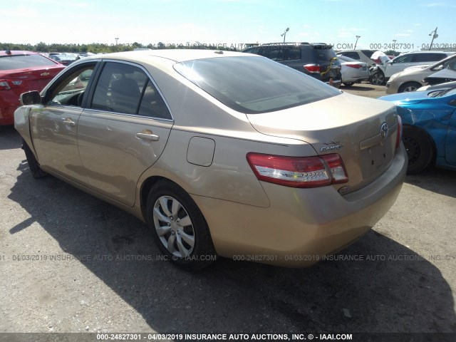 4T1BF3EK7AU046319 - 2010 TOYOTA CAMRY SE/LE/XLE GOLD photo 3