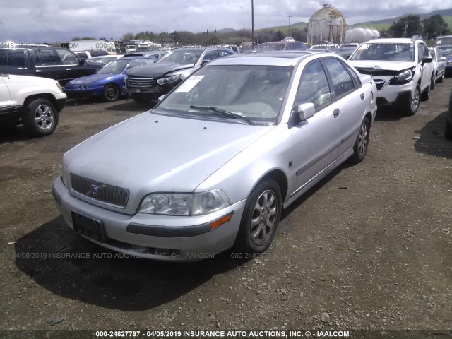 YV1VS29552F833197 - 2002 VOLVO S40 1.9T SILVER photo 2