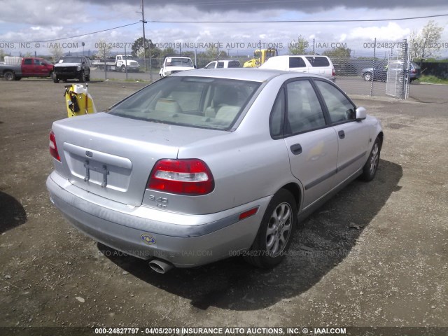 YV1VS29552F833197 - 2002 VOLVO S40 1.9T SILVER photo 4