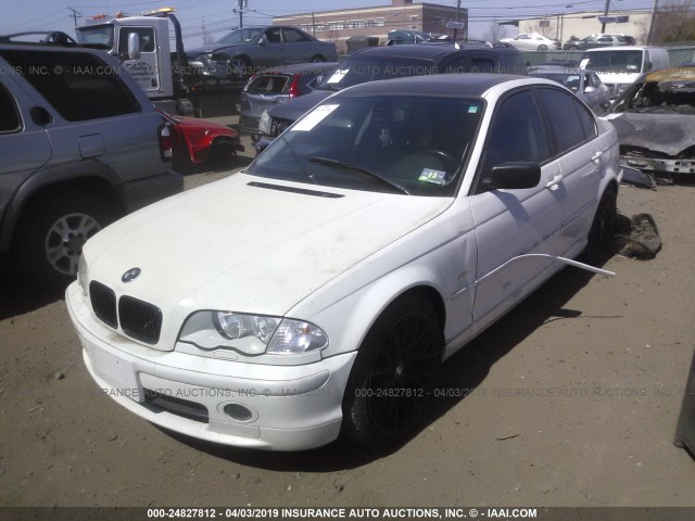 WBAAV53421FJ69109 - 2001 BMW 330 I WHITE photo 2