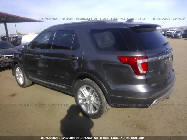 1FM5K7D84HGB22013 - 2017 FORD EXPLORER XLT GRAY photo 3