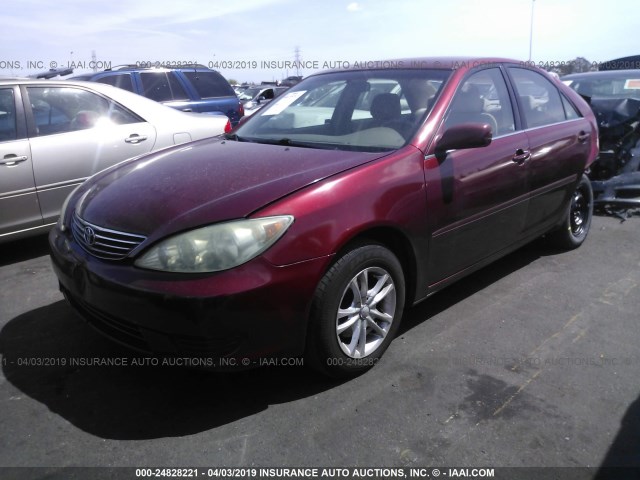 4T1BE32K56U118617 - 2006 TOYOTA CAMRY LE/XLE/SE RED photo 2