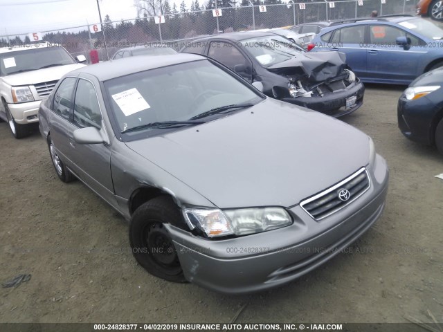 4T1BF22K01U121182 - 2001 TOYOTA CAMRY LE/XLE GRAY photo 1