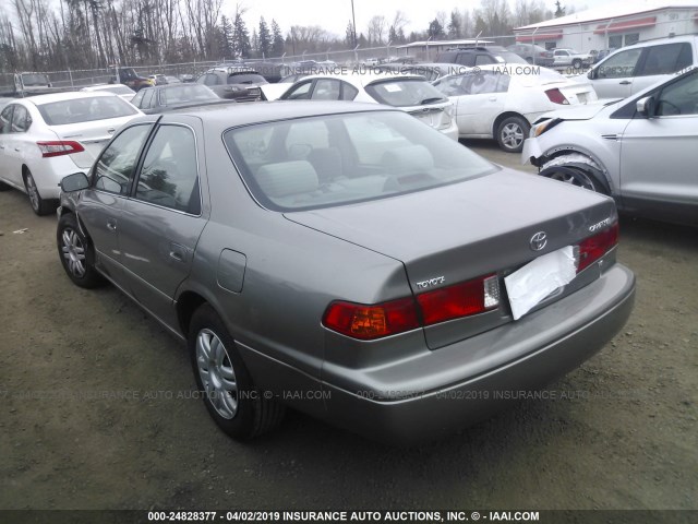 4T1BF22K01U121182 - 2001 TOYOTA CAMRY LE/XLE GRAY photo 3