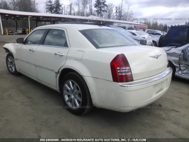 2C3KA63H67H626382 - 2007 CHRYSLER 300C WHITE photo 3