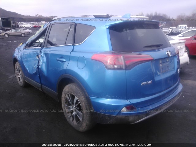 2T3RFREV6JW750532 - 2018 TOYOTA RAV4 ADVENTURE/XLE BLUE photo 3