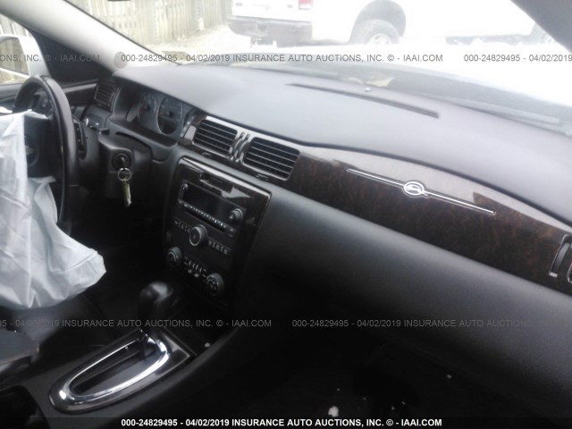 2G1WC5E36C1148205 - 2012 CHEVROLET IMPALA LTZ WHITE photo 5