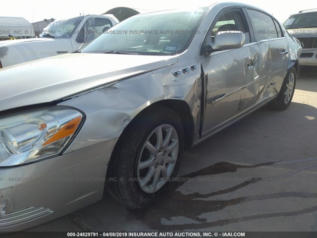 1G4HD57268U179186 - 2008 BUICK LUCERNE CXL SILVER photo 6