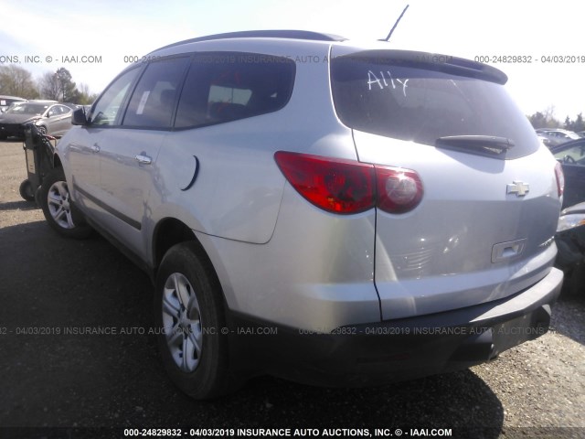 1GNKRFED6CJ169684 - 2012 CHEVROLET TRAVERSE LS SILVER photo 3