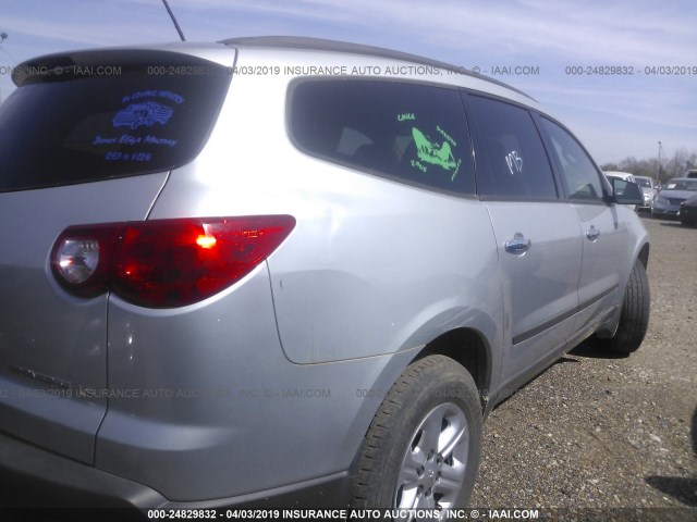 1GNKRFED6CJ169684 - 2012 CHEVROLET TRAVERSE LS SILVER photo 6