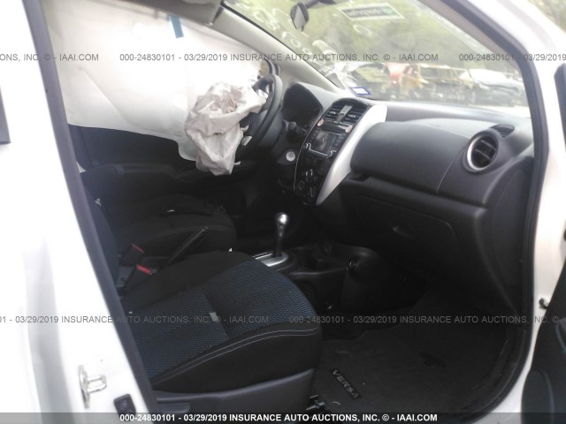 3N1CE2CP2JL352703 - 2018 NISSAN VERSA NOTE S/S PLUS/SV/SL/SR WHITE photo 5