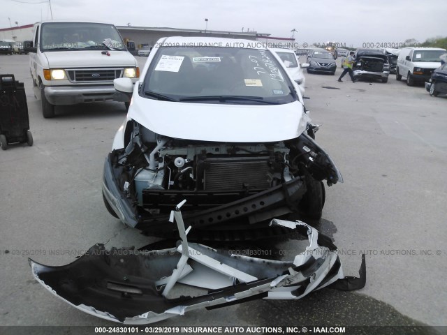 3N1CE2CP2JL352703 - 2018 NISSAN VERSA NOTE S/S PLUS/SV/SL/SR WHITE photo 6