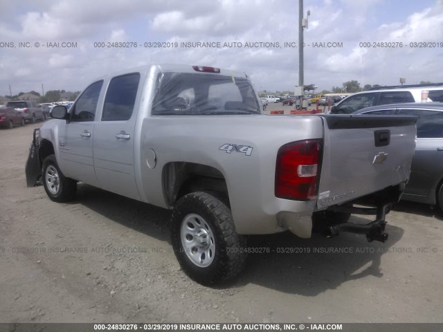 3GCRKSE36AG242353 - 2010 CHEVROLET SILVERADO K1500 LT SILVER photo 3