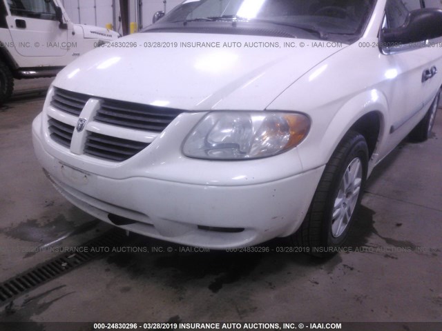 1D4GP24RX7B195878 - 2007 DODGE GRAND CARAVAN SE WHITE photo 6