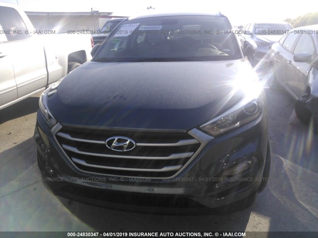 KM8J3CA40JU744010 - 2018 HYUNDAI TUCSON LIMITED/SPORT AND ECO/SE GRAY photo 6